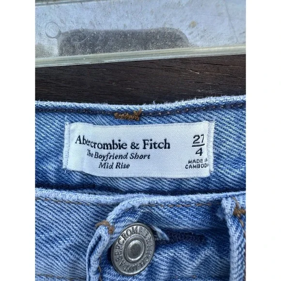 Abercrombie & Fitch The Boyfriend Short Mid Rise Distress *Size 27 (4) - Picture 5 of 5
